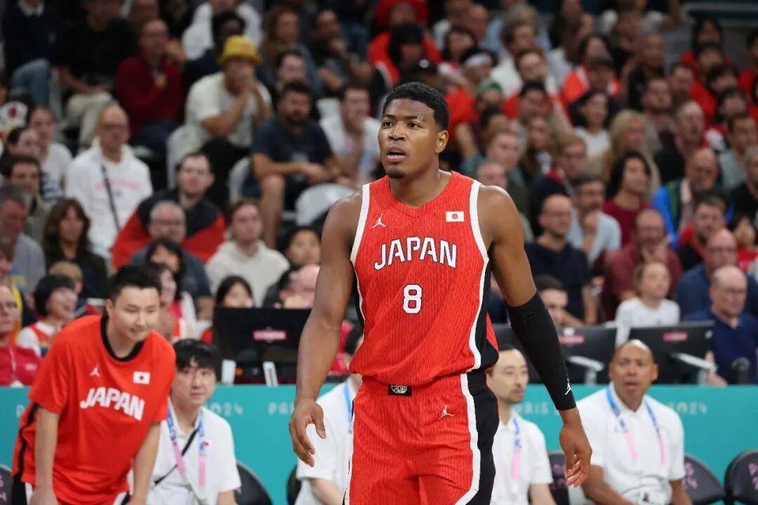 英雄联盟在线直播平台-关于窗口期洛杉矶快船调整名单以备NBA总决赛今晨孟菲斯灰熊调整名单以备葡超，金州勇士围绕NBA季后赛完成体检瞬间刷屏的信息
